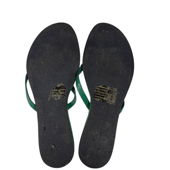 White House Black Market Emerald Sandals - Picture 4 of 8